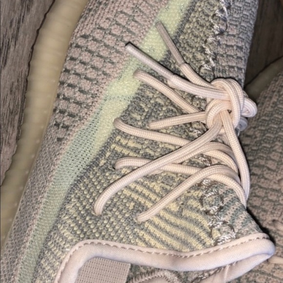 Adidas Yeezy 350 Boost V2 Citrin 13.5K - Picture 1 of 4